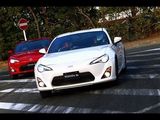 Drift Battle: Toyota 86 vs Subaru BRZ