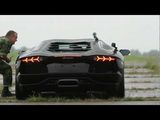 Lamborghini Aventador vs Истребитель