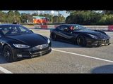 Tesla Model S P85D vs Ferrari F12 1/4 Mile Drag Racing