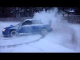 MItsubishi Lancer Evo 8 drifting in snow